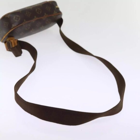 LOUIS VUITTON Monogram Pochette Gange Shoulder Bag - Picture 7 of 16